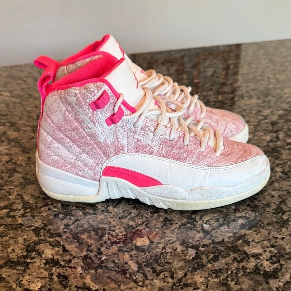 Jordan retro 12 Kids Sneakers in Pink and white 5Y or 7Womens